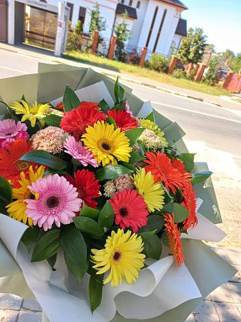 Букет цветов из: Герберы в Комсомольце